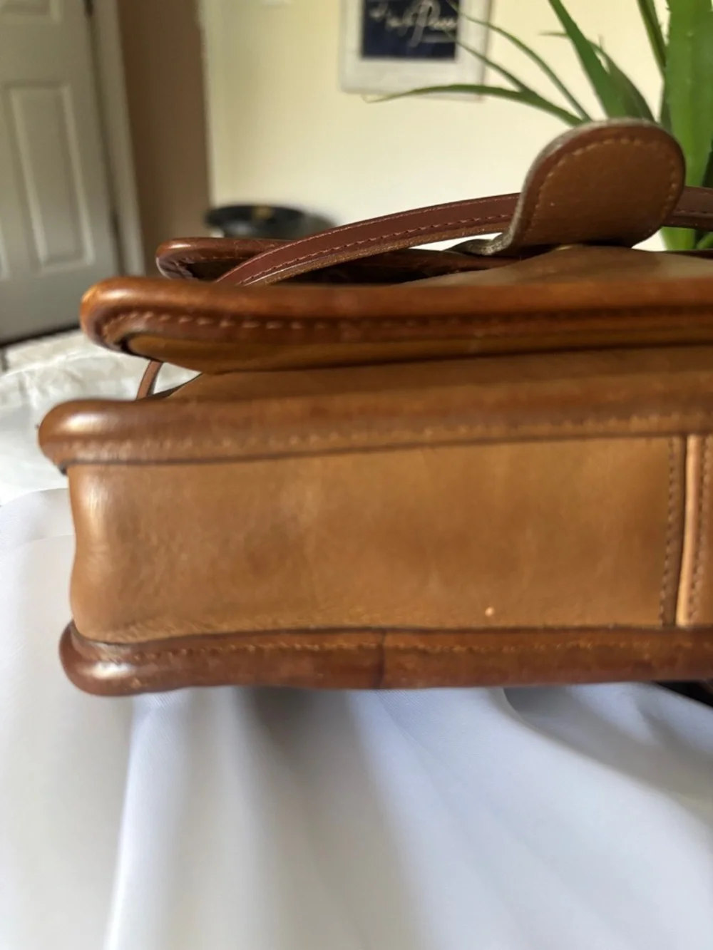 Vintage Coach Station Bag 6502 
Made in New York City - Picture 10 of 17